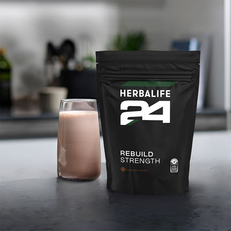 משקה התאוששות H24 Rebuild Strength של הרבלייף