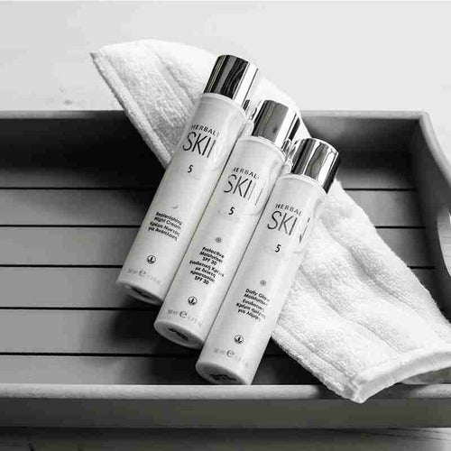 SKIN קרם לחות ליום לזוהר טבעי